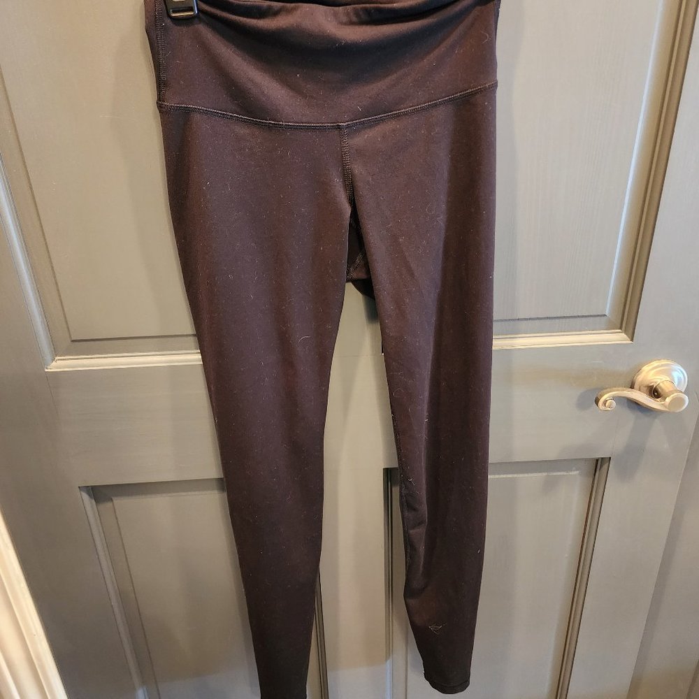 2 pairs of Old Navy leggings